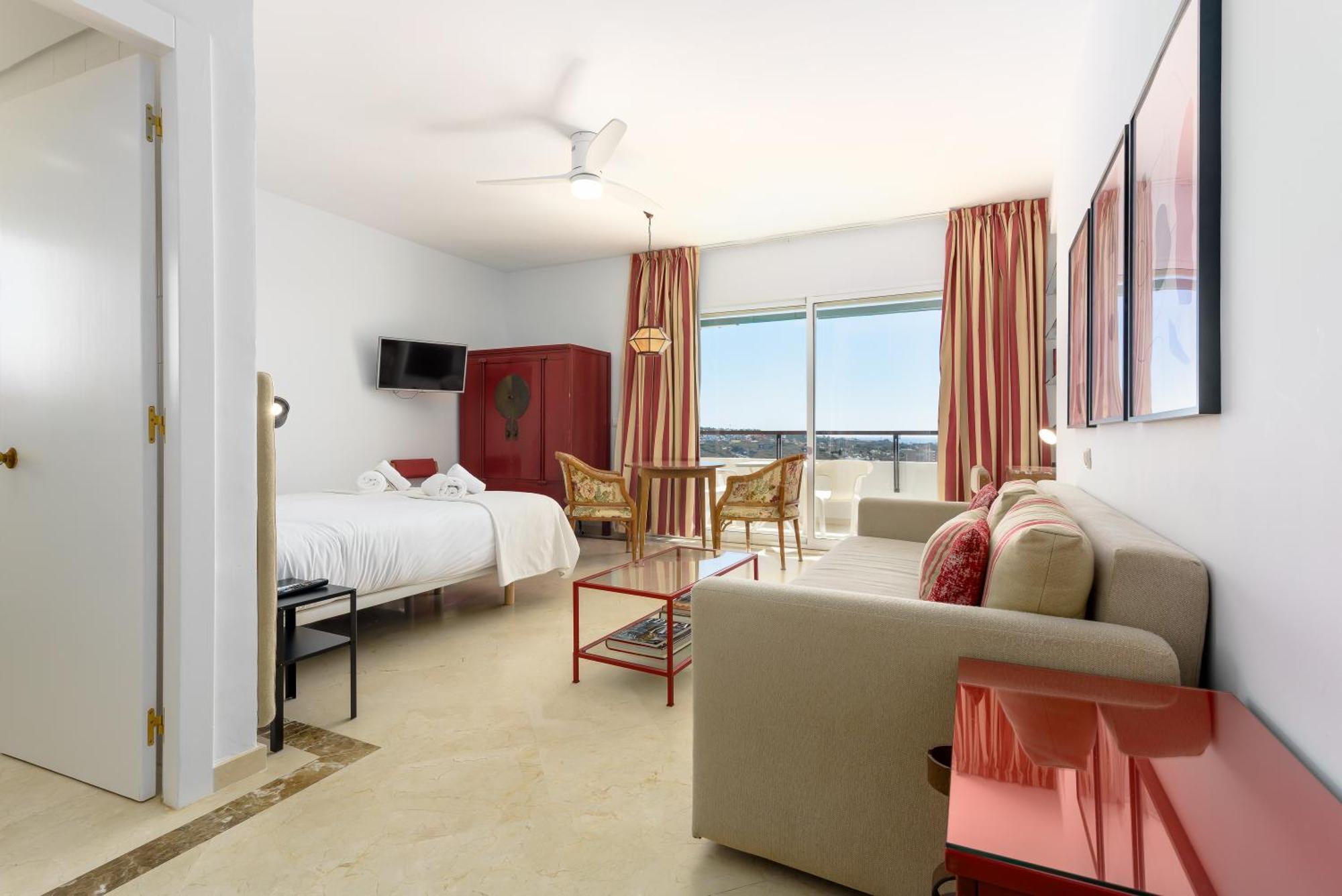 Wonderful In Enjoy The Fantastic Views Marbella